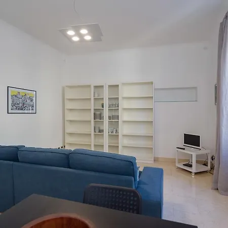 Hintown Castelletto City Semesterbostad